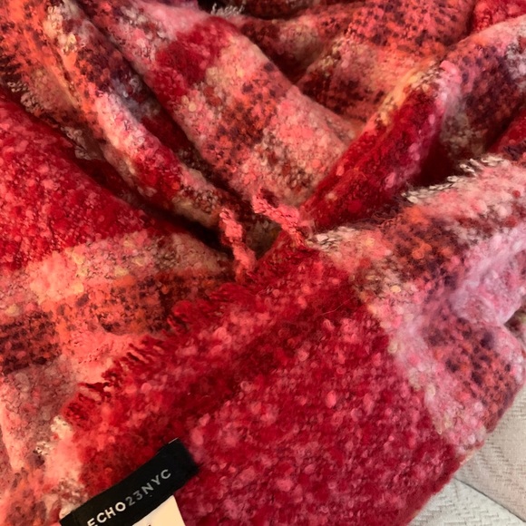 Scarf - Picture 2 of 3